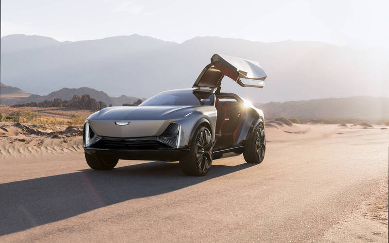 Cadillac Elevated Velocity на солце